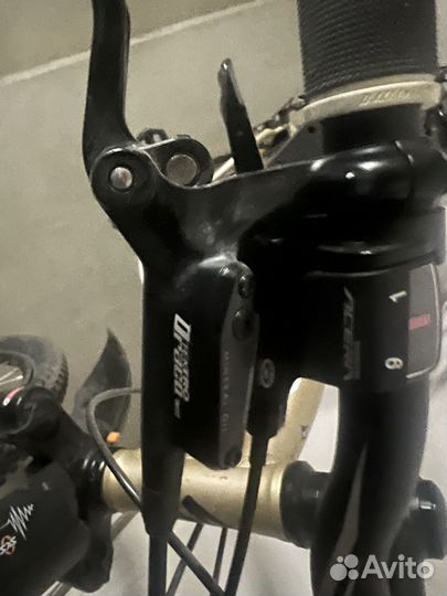 Продаю велосипед Specialized Myka