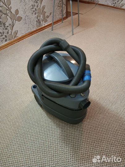 Моющий пылесос philips