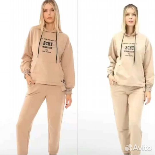 Спортивный костюм женский