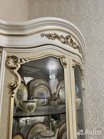 Угловой комод