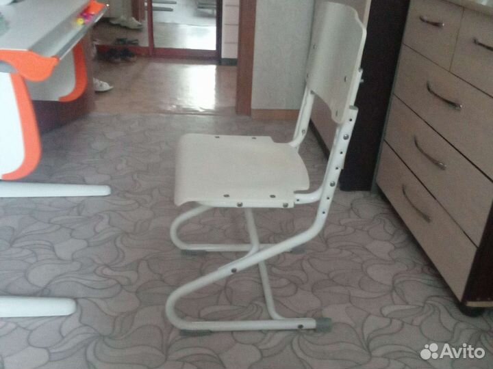 Растущая парта и стул деми