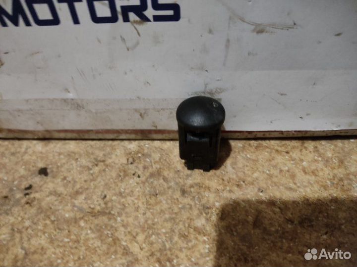 Кнопка Hyundai Tucson SAV G4GC 2008