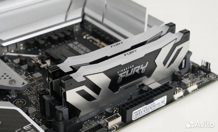 Kingston Fury Renegade RGB 6400 C32 16GB x2 DDR5