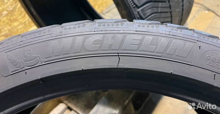 Michelin Pilot Alpin PA4 295/30 R20