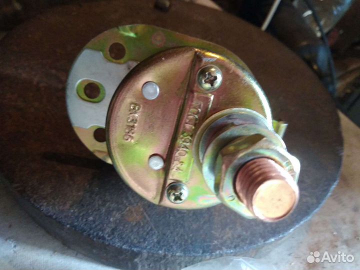 Выключатель массы