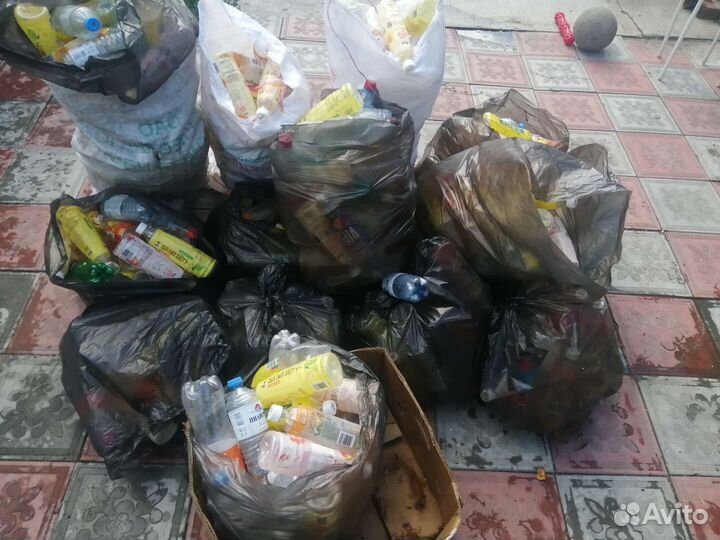 Пластиковые бутылки 0.5