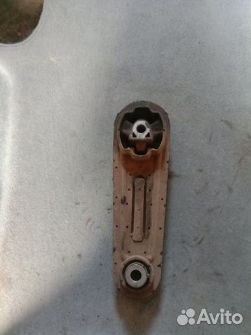 Подушка кпп Renault Sandero K7J710 2014