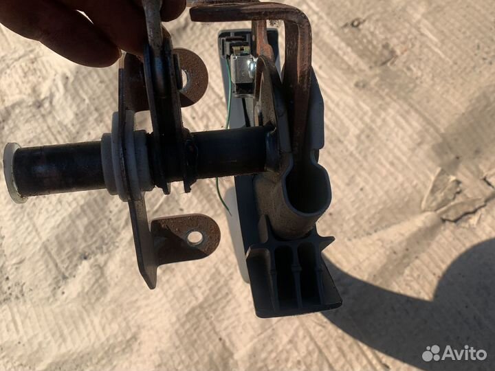 Ручник kia rio 2