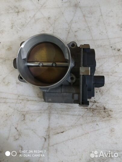 Дросельная заслонка Cadillac Escalade Tahoe 3