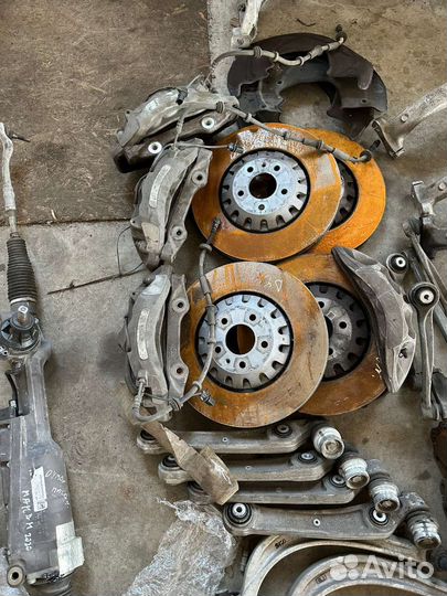 Комплект суппортов Audi Q7 4M 2019 г