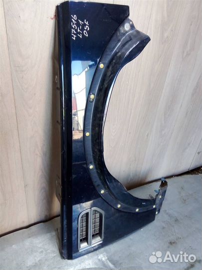 Крыло переднее правое от Land Rover Discovery III