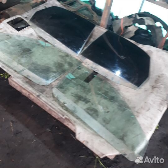 Стекло боковой двери Ауди А4Б5