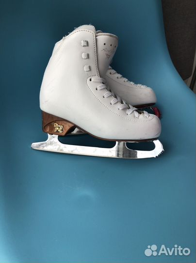 Коньки фигурные risport 215