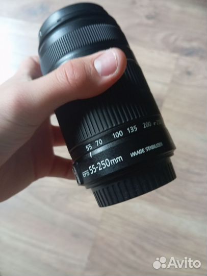 Объектив Canon EF-S 55-250