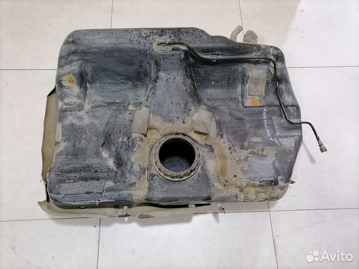 Бак топливный (бензобак) для Mitsubishi Carisma DA