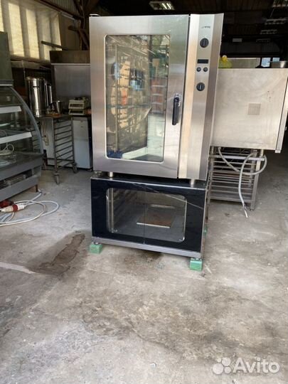 Конвекционная печь Smeg 10 уровней