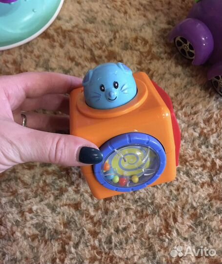 Развивающие игрушки для малышей
