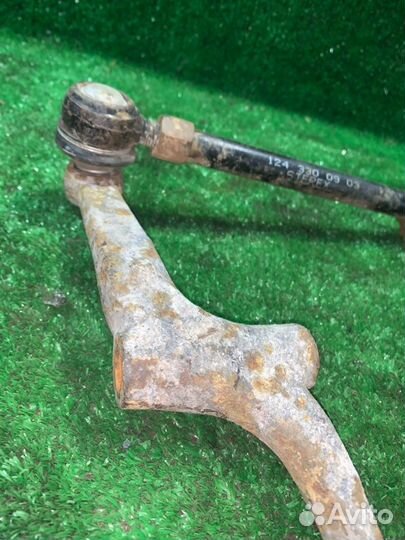 Рулевая тяга Mercedes-Benz E-Class W124 M111