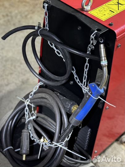 Cварочный полуавтомат Lincoln Electric Powertec 30