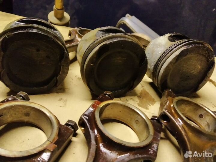 Поршень с шатуном Daewoo Nexia 1,5. 16 кл