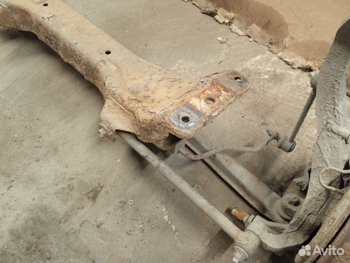 Балка задняя Hyundai Sonata 4 2.4 2002