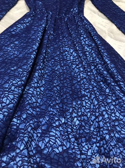 Длинное платье в пол