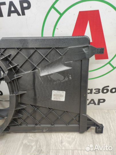 Вентилятор охлаждения радиатора Ford Focus CB4