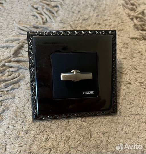 Feed Выключатели, Испания