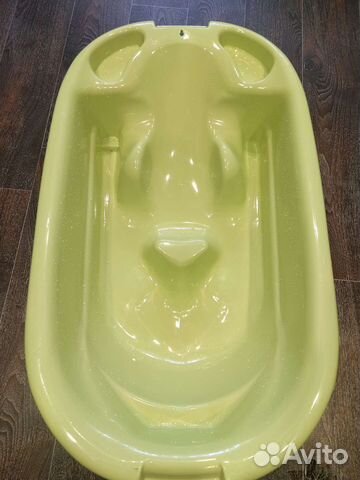 Ванночка для купания с горкой