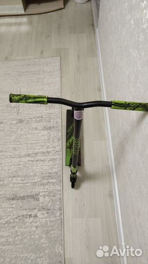 Трюковой самокат