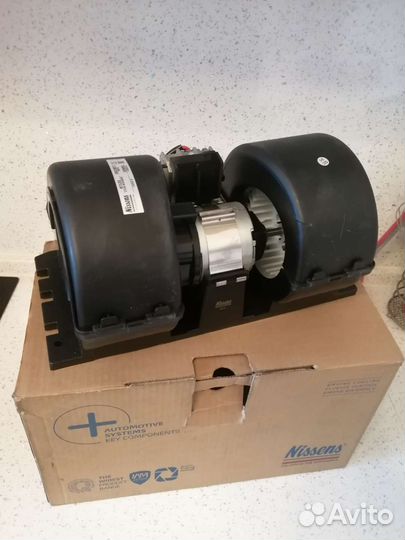 Nissens 87133. моторчик печки MAN