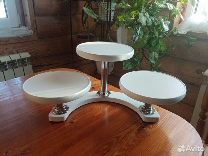 Подставки для цветов на подоконник