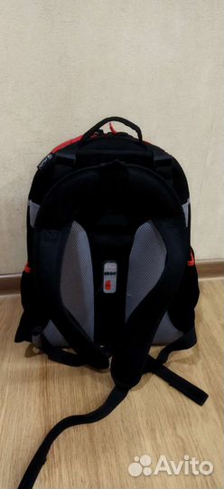 Школьный рюкзак