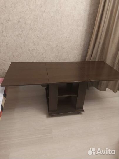 Журнальный столик