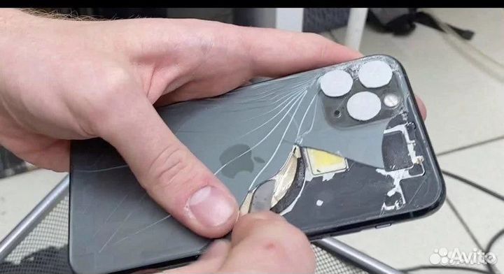 Замена задней крышки iPhone