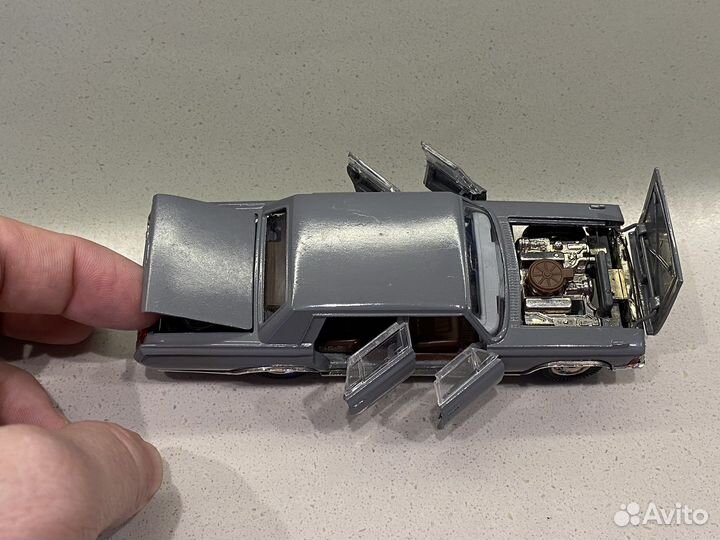 Модель автомобиля ЗИЛ 117 серый цвет 1:43 СССР