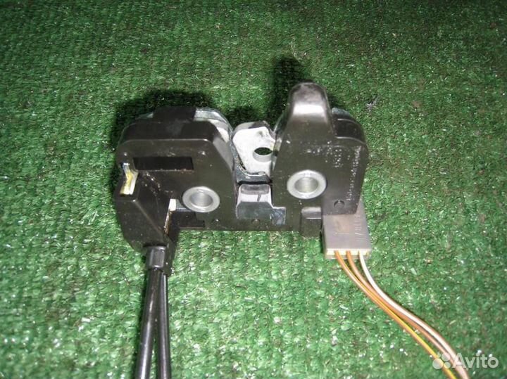 Замок крышки багажника Ford Fiesta (CBK) 2007