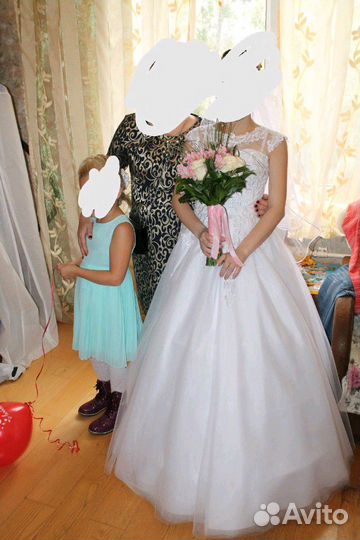 Свадебное платье