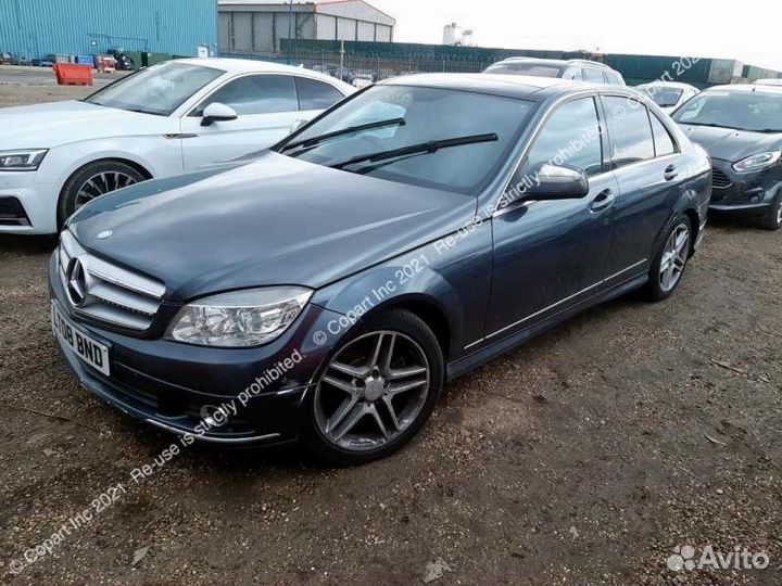 Накладка обшивки двери Mercedes Benz C W204 M271