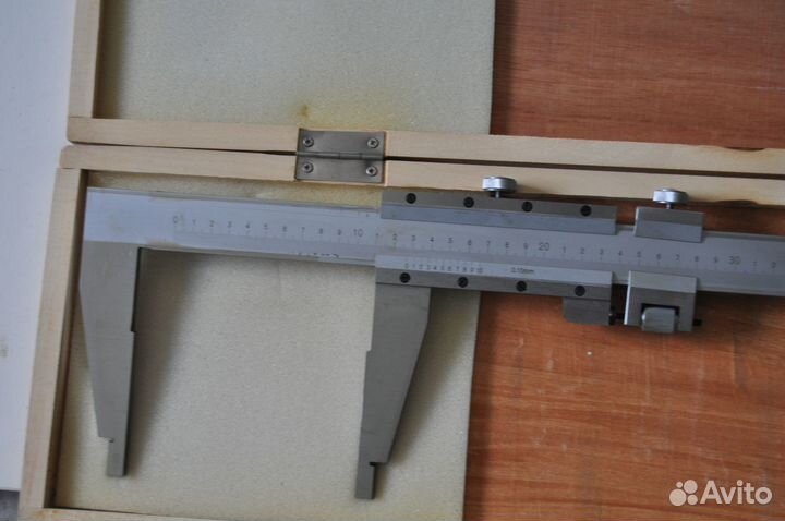 Штангенциркуль шц-III-1600 (0-1600мм) чиз