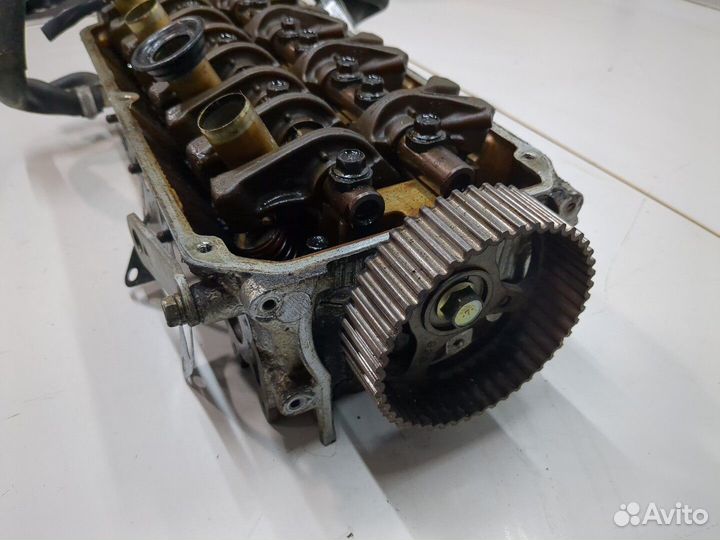 Головка блока (гбц) Mitsubishi Carisma, 2003