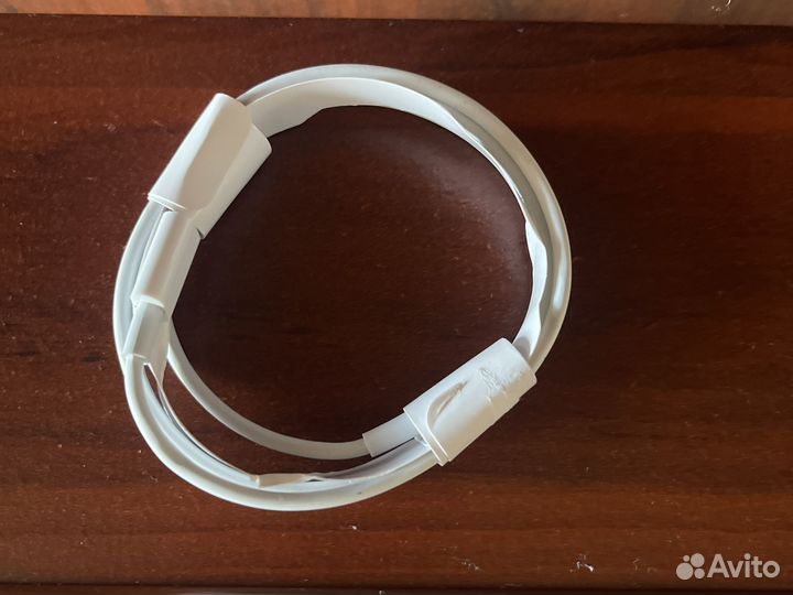 Провод для айфона новый оригинал