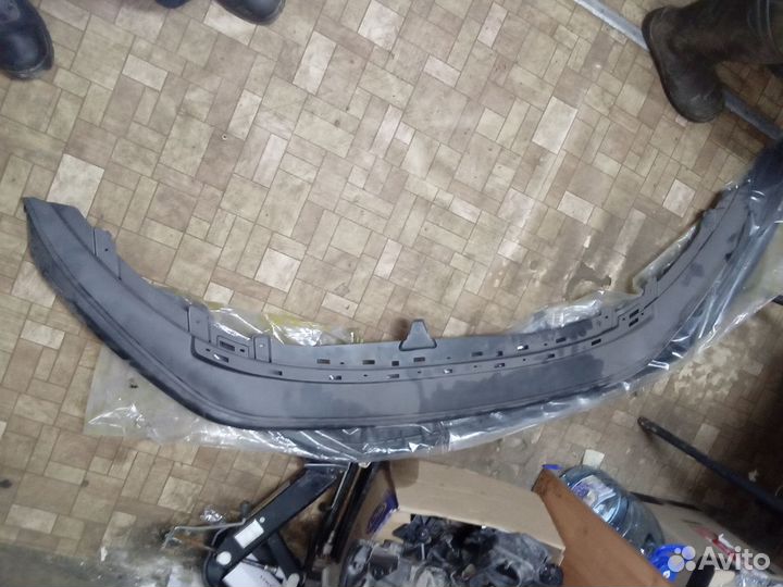 Спойлер (юбка) переднего бампера volkswagen