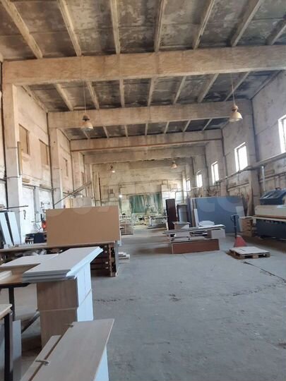 Производство, 1300 м²