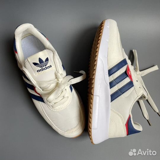 Мужские кроссовки Adidas весна