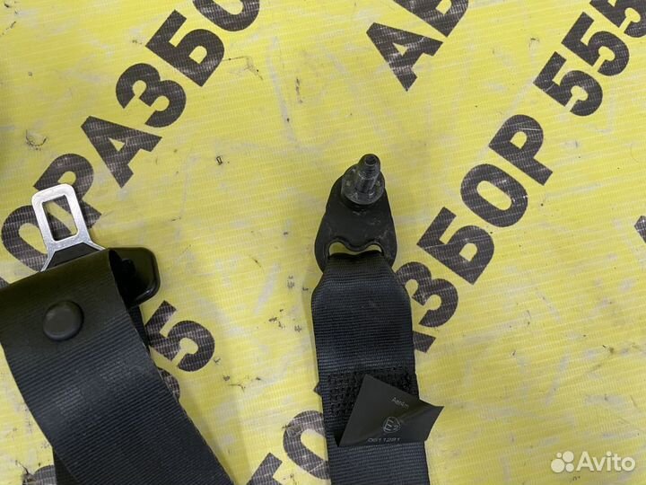 Ремень передний правый Renault Sandero