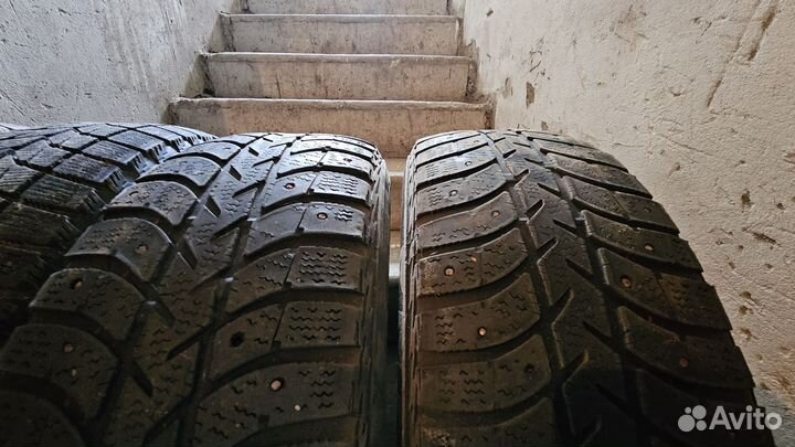 Bridgestone Ice Cruiser 5000 185/70 R14