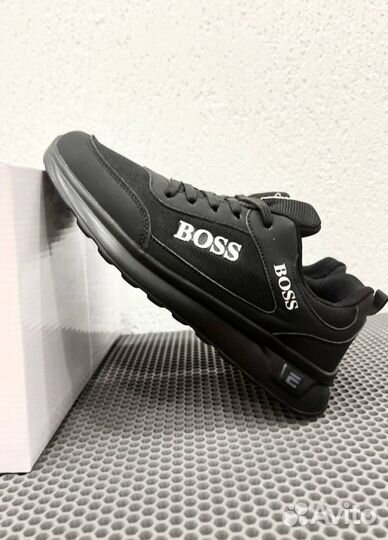 Кроссовки Boss долговечные