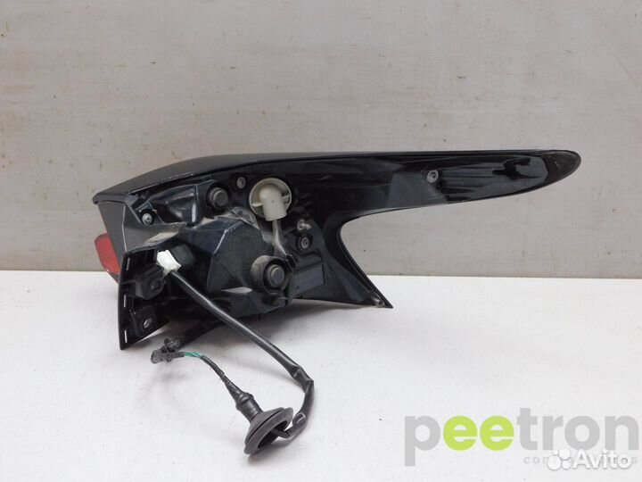 Б/У Фонарь задний наружный левый б/у Рестайлинг