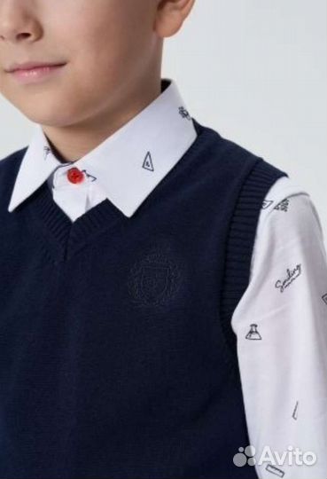 Жилетка школьная choupette новая для мальчика 146